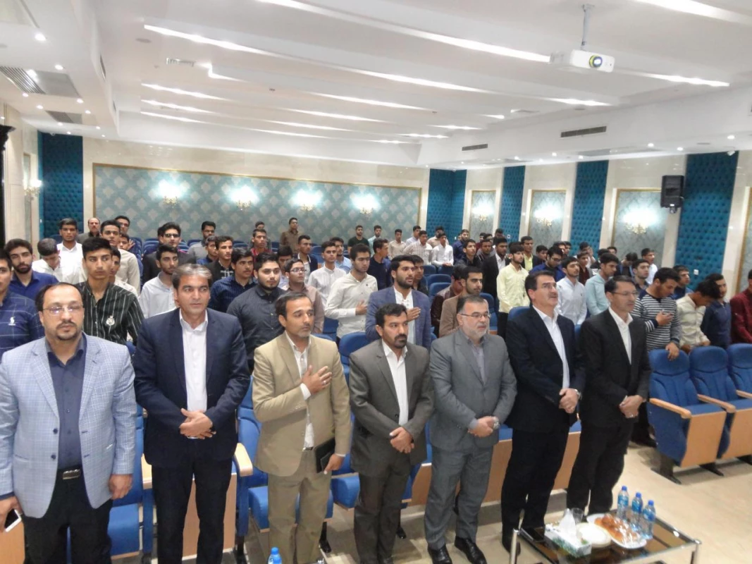 با حضور سرپرست پردیسها و مراکز استان خراسان رضوی آقای دکتر نیری انجام شد 
آیین مراسم آغازین سال تحصیلی جدید و استقبال از دانشجویان جدیدالورود 5