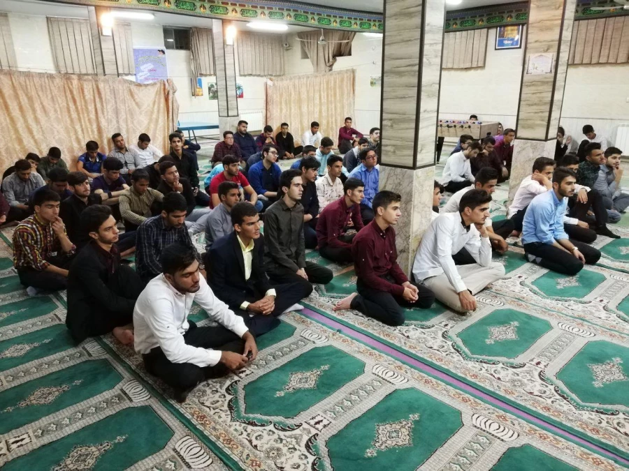 با حضور دانشجویان جدید ورودی 97 انجام شد : 
جلسه توجیهی سرپرستان شبانه روزی در خصوص مسائل سراهای دانشجویی 5