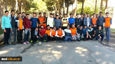 به همت انجمن ورزشی واحد دانشور همزمان با هفته تربیت بدنی و سلامت انجام شد : 
پیاده روی عمومی و نرمش گروهی دانشجویان واحد دانشور نیشابور