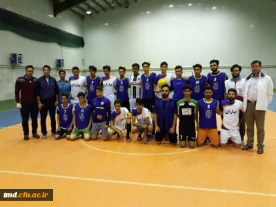 بمناسبت هفته تربیت بدنی و ورزش انجام شد : 
دیدار دوستانه بین تیمهای دانشگاه فرهنگیان واحد دانشور و دانشکده علوم پزشکی نیشابور