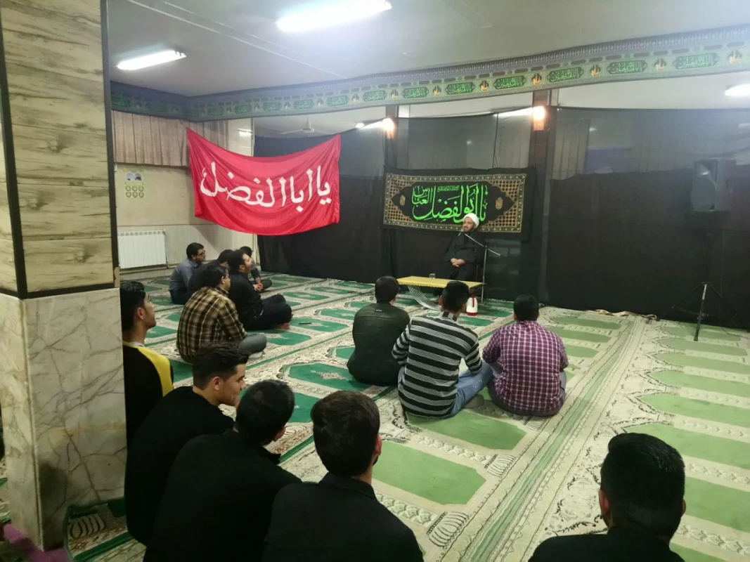 همزمان با دهه آخر صفر و ایام رحلت رسول اکرم (ص) و شهادت امام حسن مجتبی وامام رضا ( علیهما سلام ) برگزار شد : 
مراسم سخنرانی و عزاداری در دانشگاه فرهنگیان واحد دانشور 3