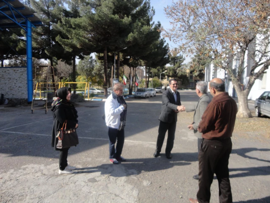بازدید آقای غلامرضا دانشور خیر محترم و واقف زمین دانشگاه فرهنگیان واحد دانشور  3