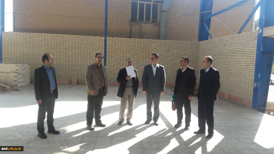 با حضور کارشناسان اداره کل نوسازی و سازمان مدیریت انجام شد : 
بازدید از پروژه ورزشگاه چند منظوره واحد دانشور نیشابور  2