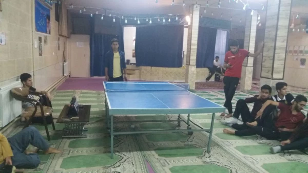 به مناسبت هفته بسیج و به همت انجمن ورزشی واحد دانشور برگزار شد : 
برگزاری مسابقات ورزشی تنیس روی میز 3