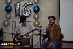 به همت اعضای شورای صنفی برگزار شد :
جشن باشکوه روز دانشجو و تجلیل از دانشجویان برتر 12