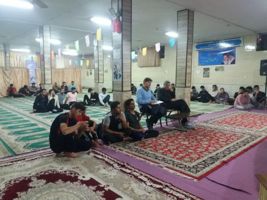 به همت نمایندگی دفتر نهاد رهبری در واحد دانشور انجام شد : 
سومین مرحله مسابقات مناظره دانشجویی 5