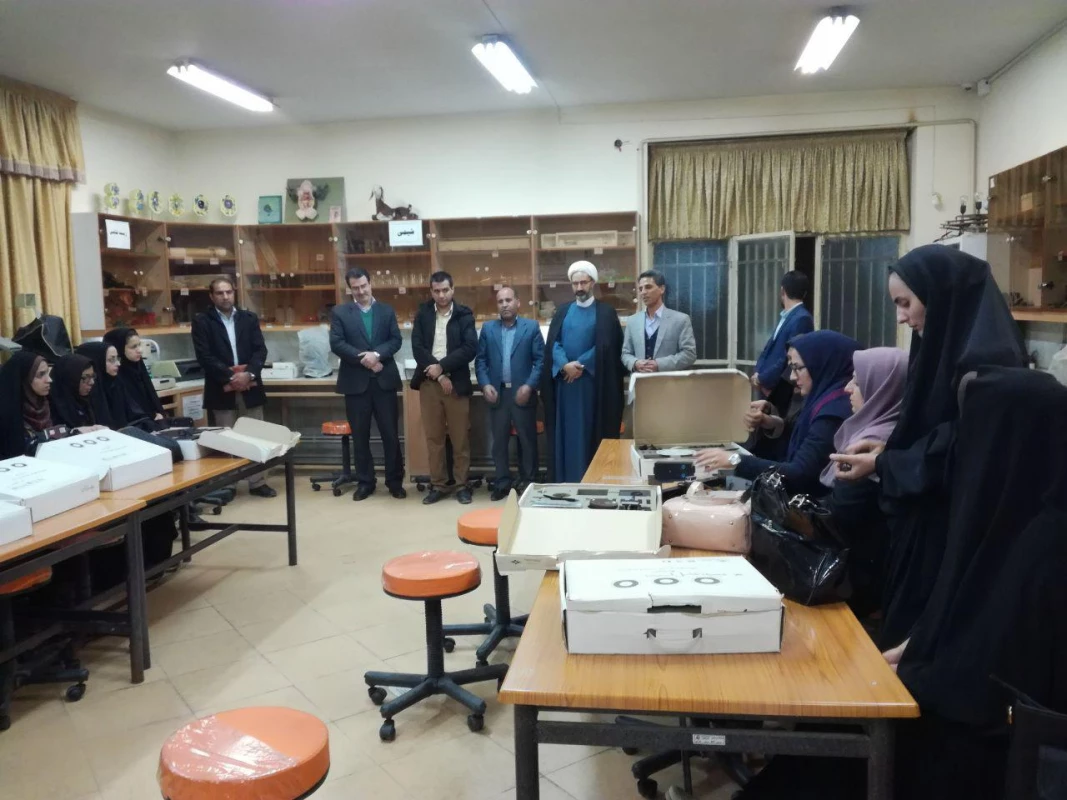 کارگاه علوم تجربی