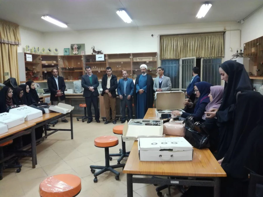 کارگاه علوم تجربی