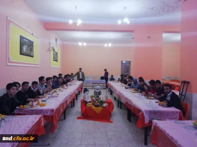 در آخرین شب پاییز و اولین شب زمستان و در جمع گرم دانشجویان انجام شد : 
دورهمی شب یلدا  در سرای دانشجویی دانشگاه فرهنگیان واحد دانشور نیشابور