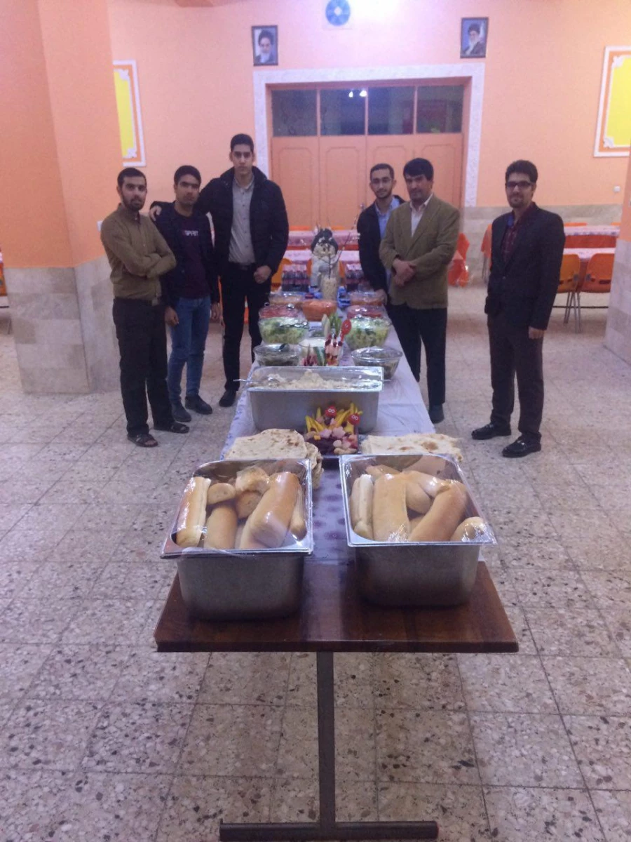 در آخرین شب پاییز و اولین شب زمستان و در جمع گرم دانشجویان انجام شد : 
دورهمی شب یلدا  در سرای دانشجویی دانشگاه فرهنگیان واحد دانشور نیشابور  11