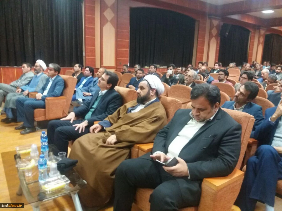 با حضور دانشجویان و اساتید واحد دانشور برگزار شد : 
همایش هفته پژوهش و تجلیل از پژوهشگران برتر آموزش و پرورش منطقه میان جلگه نیشابور  2