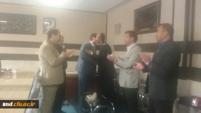 همزمان با روز بزرگداشت مقام جانباز انجام شد : 
تجلیل از کارکنان جانباز واحد دانشور