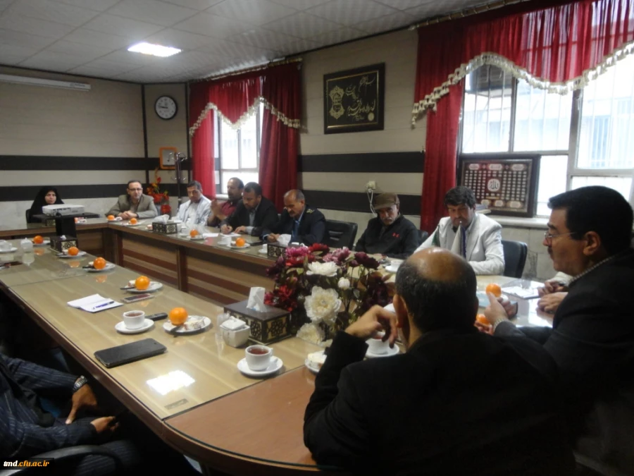 اولین جلسه شورای اداری در سال 98