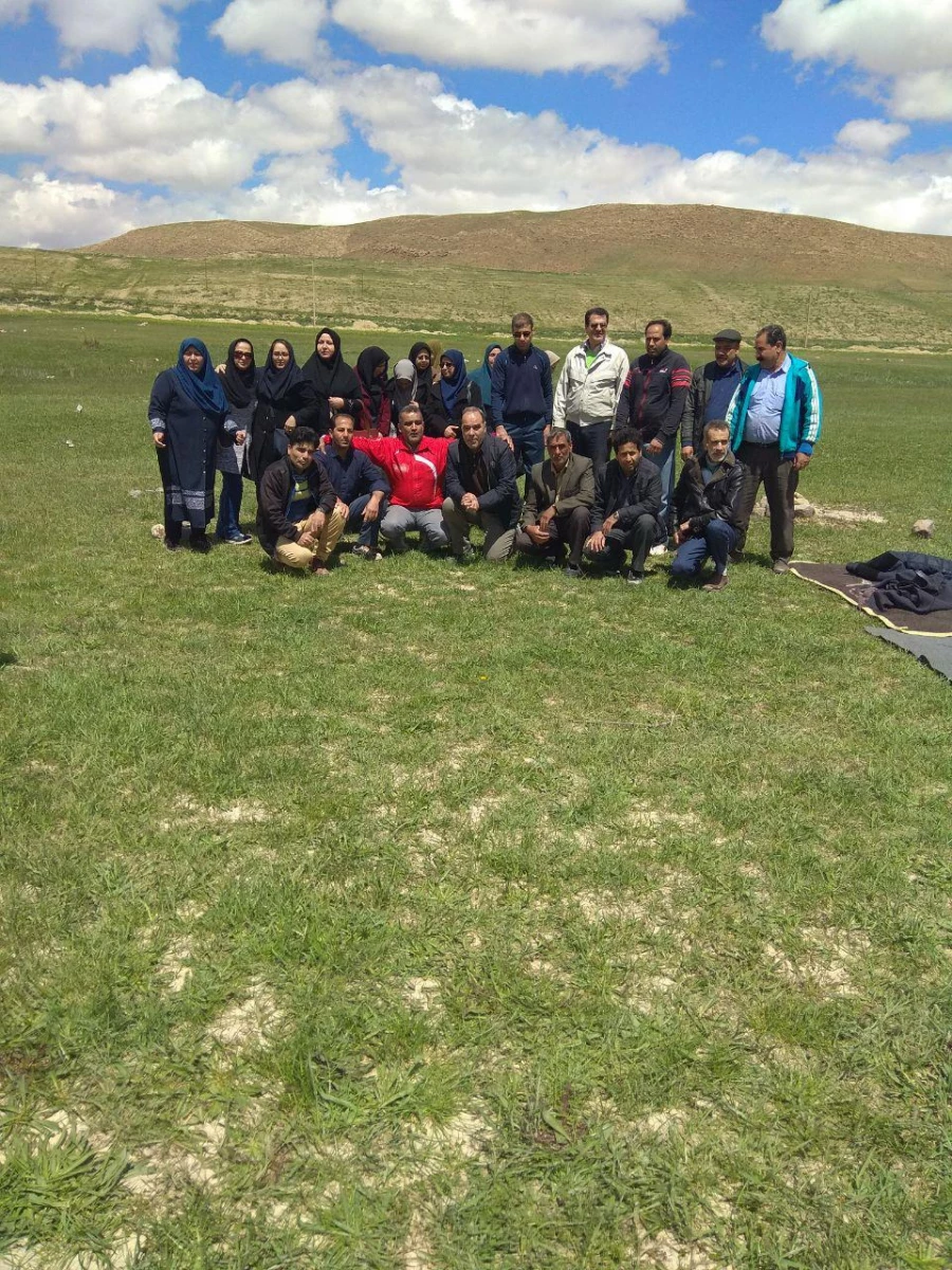 به سرپرستی دکتر رئوفیان انجام شد : 
بازدید علمی از روستای بقیع از توابع دهستان بینالود نیشابور  10