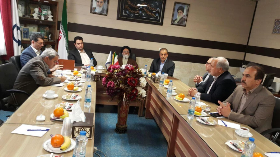 با حضور دکتر روشندل معاون محترم آموزشی دانشگاه فرهنگیان برگزار شد : 
بازدید از واحد دانشور و تشکیل جلسه با حضور مسئولین شهرستان 4