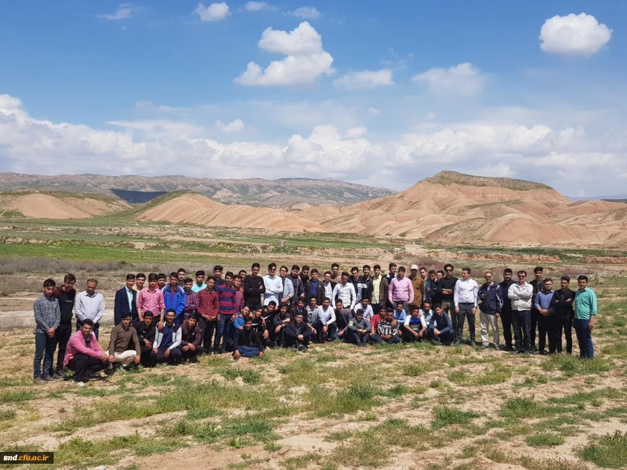 بمناسبت هفته سراهای دانشجویی و هفته سرآمدی آموزش برگزار شد : 
بازدید علمی دانشجویان از معادن فیروزه و نمک شهرستان نیشابور 5
