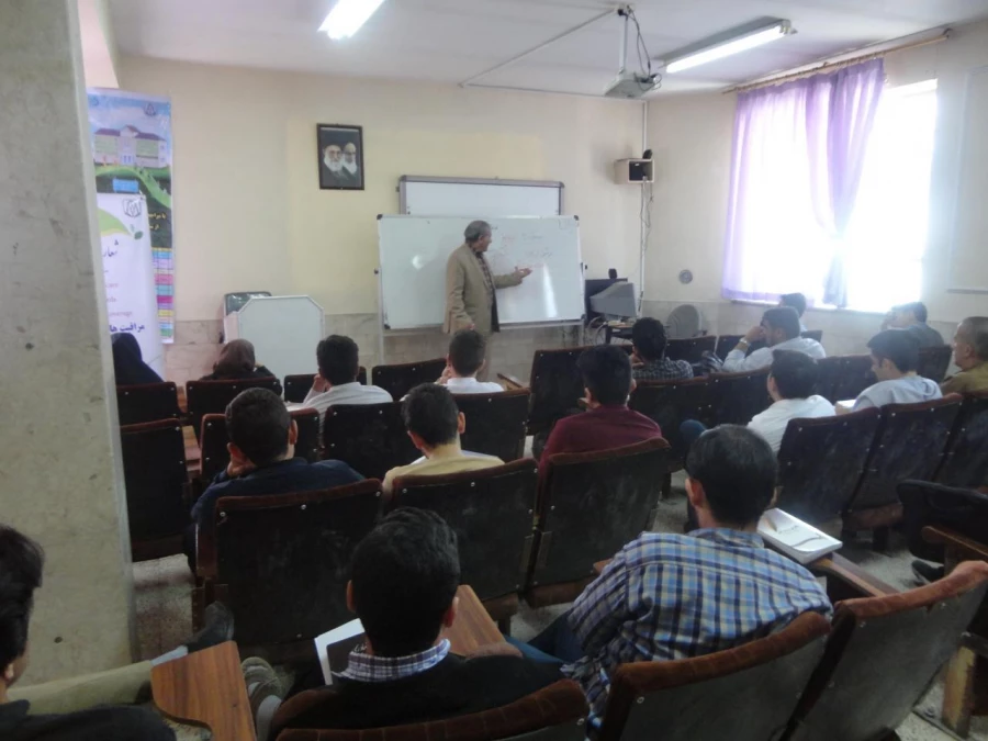 همزمان با هفته سلامت و نیز هفته سراهای دانشجویی برگزار شد : 
برگزاری کارگاه درمان اضطراب و افسردگی  با مشارکت دانشگاه علوم پزشکی نیشابور ویژه دانشجویان واحد دانشور 4