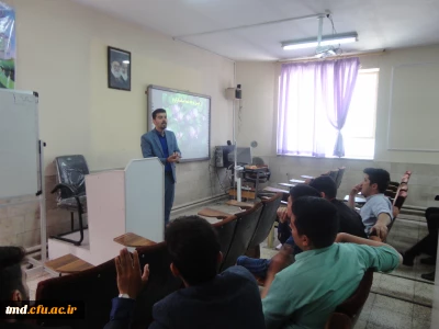 همزمان با هفته سراهای دانشجویی برگزار شد : 
برگزاری کارگاه تغذیه مناسب ویژه دانشجویان سرای دانشجویی واحد دانشور