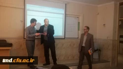 همزمان با روز روانشناس و مشاور برگزار شد : 
تجلیل از دو نفر اساتید مشاوره  و روانشناسی واحد دانشور 2