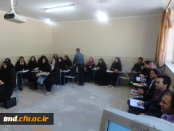 همزمان با هفته سرآمدی آموزش و بزرگداشت مقام معلمان انجام شد : 
حضور در کلاسهای درس و اهدای گل و شیرینی به دانشجویان  و اساتید 4