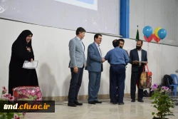 همزمان با دهه سرآمدی آموزش و هفته بزرگداشت مقام استادو معلم انجام شد : 
مراسم تجلیل از اساتید و دانشجو معلمان واحد  دانشور نیشابور 9