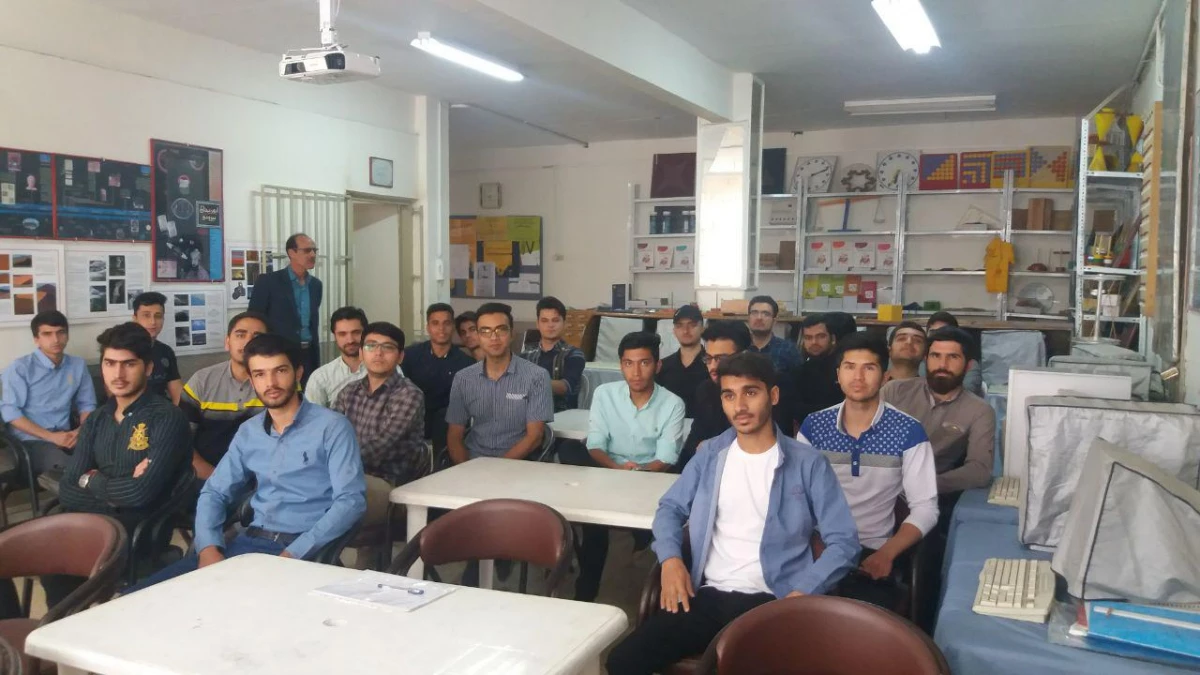 به سرپرستی و راهنمایی استاد زرندی و در راستای درس آموزش ریاضی صورت پذیرفت : 
بازدید دانشجویان آموزش ابتدائی ورودی 95 از خانه ریاضیات نیشابور  6