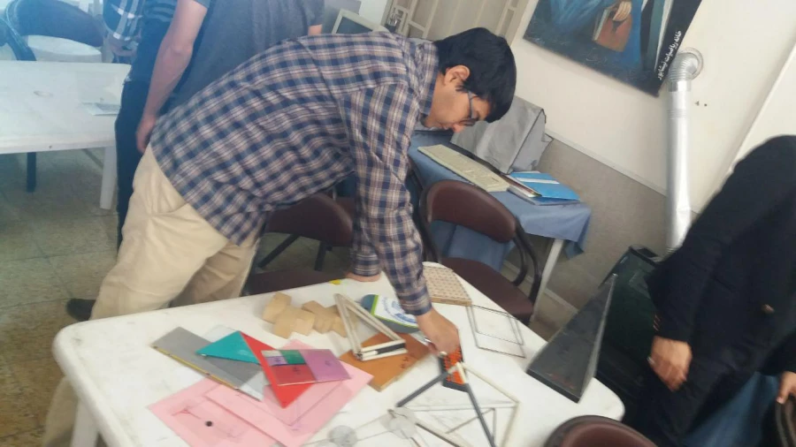 به سرپرستی و راهنمایی استاد زرندی و در راستای درس آموزش ریاضی صورت پذیرفت : 
بازدید دانشجویان آموزش ابتدائی ورودی 95 از خانه ریاضیات نیشابور  8