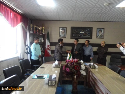 با حضور مسئول بسیج دانشجویی شهرستان نیشابور برگزار شد : 
مراسم تودیع و معارفه مسئولین جدید بسیج دانشجویی واحد دانشور