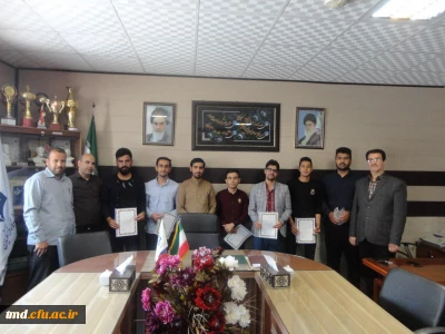 با حضور اعضای قدیم و جدید شورای صنفی برگزار شد : 
مراسم تودیع و معرفی اعضای شورای صنفی رفاهی دانشجویان