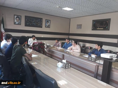 با حضور کارشناس مسئول نظارت و ارزیابی استان انجام شد : 
بازدید دکتر مشکاتی از فرآیند برگزاری امتحانات  و دیدار با دانشجویان