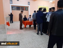 با حضور پرشور دانشجویان برگزار شد : 
برگزاری انتخابات انجمن ورزشی  3