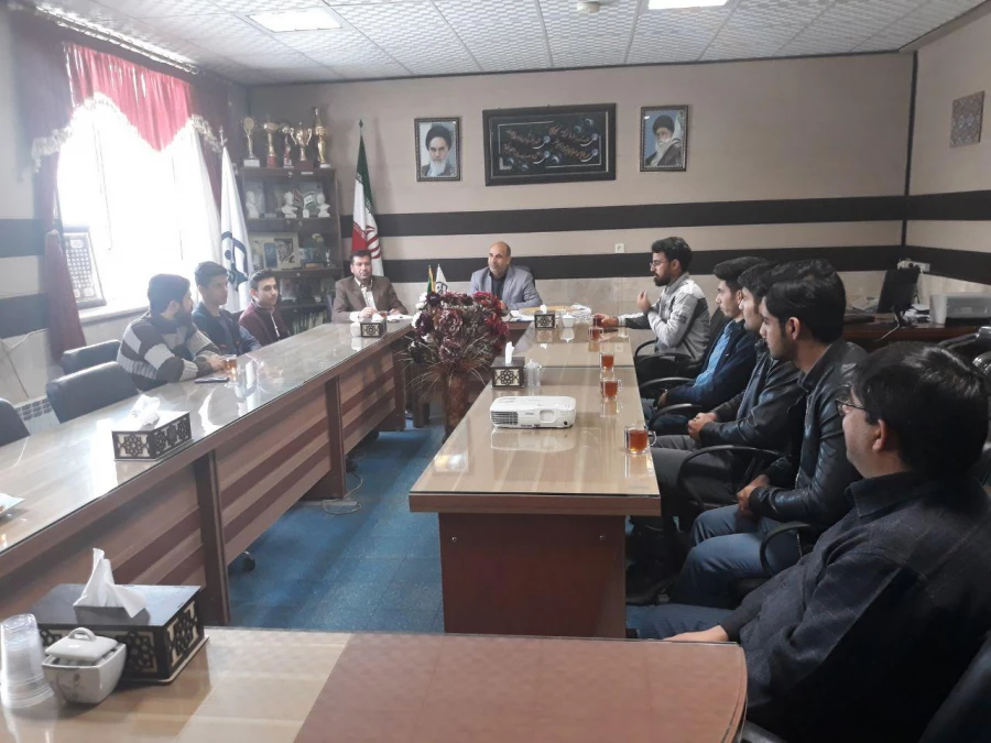 با حضور پرشور دانشجویان برگزار شد : 
برگزاری انتخابات انجمن ورزشی  7