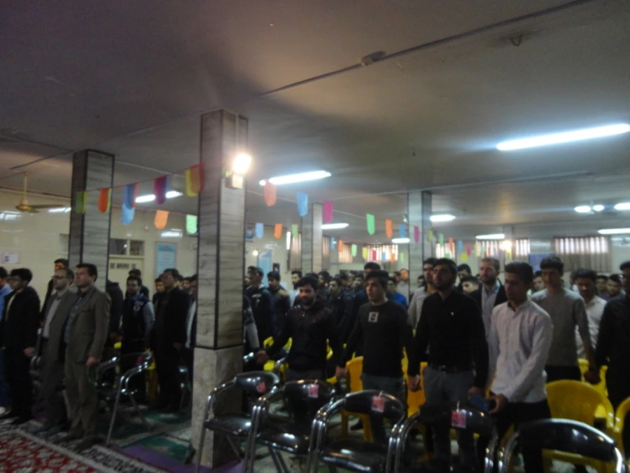 همزمان با میلاد مسعود و فرخنده پیامبر مهر و رحمت ، حضرت محمد مصطفی ( ص) و امام جعفر صادق (ع) برگزار شد : 
جشن هفته وحدت و قرائت دعای وحدت و اجرای نمادین وحدت میان دانشجویان اهل سنت و تشیع 5