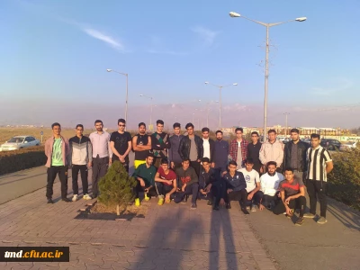 به همت انجمن ورزشی واحد دانشور و همزمان با  فرارسیدن روز دانشجو انجام شد : 
برگزاری مسابقه دو استقامت 