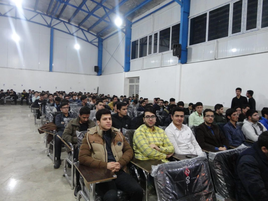 همزمان با روز دانشجو انجام شد : 
مراسم جشن و بزرگداشت مقام دانشجو در واحد دانشور نیشابور 5