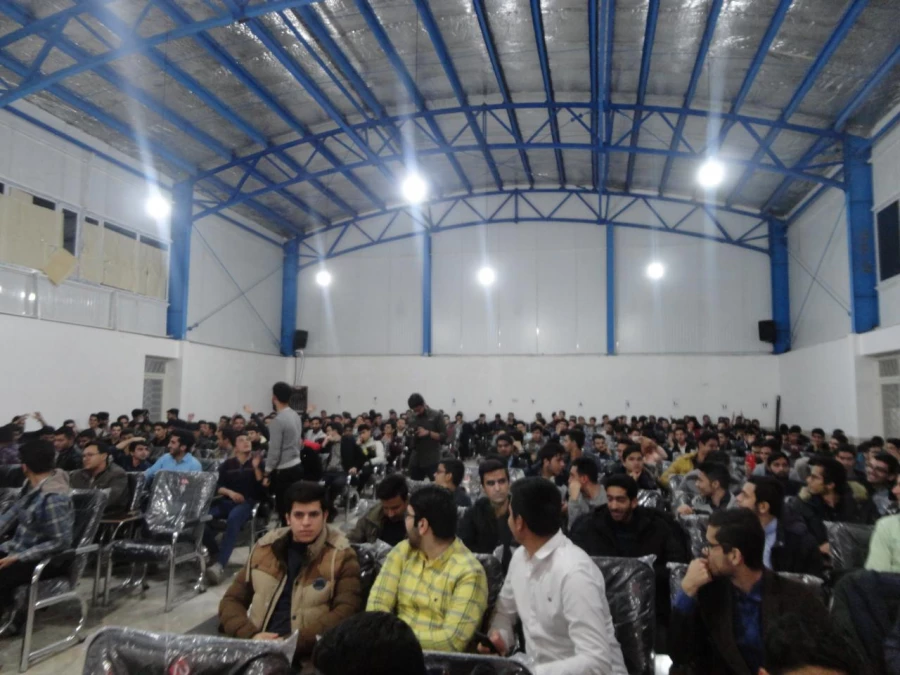 همزمان با روز دانشجو انجام شد : 
مراسم جشن و بزرگداشت مقام دانشجو در واحد دانشور نیشابور 6