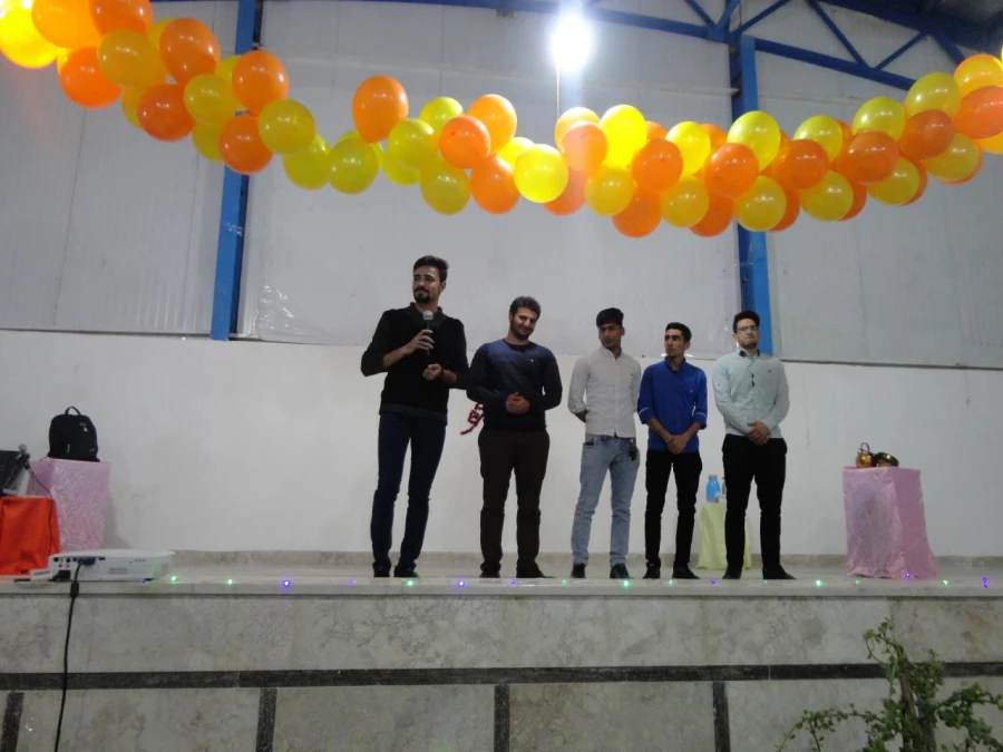 همزمان با روز دانشجو انجام شد : 
مراسم جشن و بزرگداشت مقام دانشجو در واحد دانشور نیشابور 7