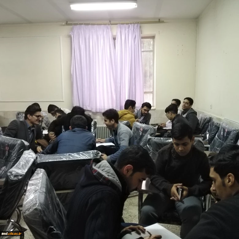 با حضور دکتر مهرآذین و مشارکت فعال و پرنشاط دانشجویان واحد دانشور انجام شد : 
کارگاه آموزشی 8 گام تا ازدواج موفق 6