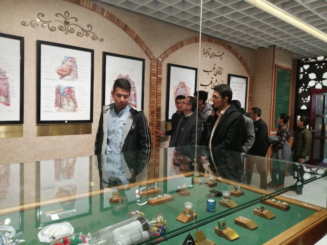 با حضور اساتید و دانشجویان واحد دانشور انجام شد : 
مراسم افتتاح بزرگترین افلاک نمای شرق کشور در شهرستان نیشابور  2