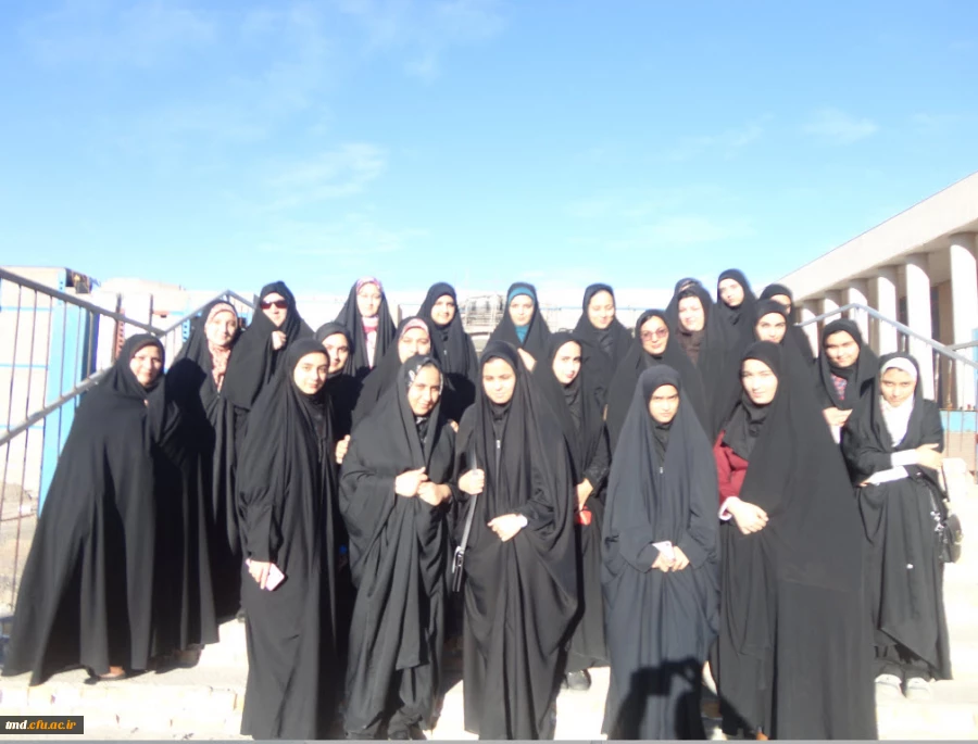 حضور دانشجویان واحد خواهران در افلاک نمای خیام  2