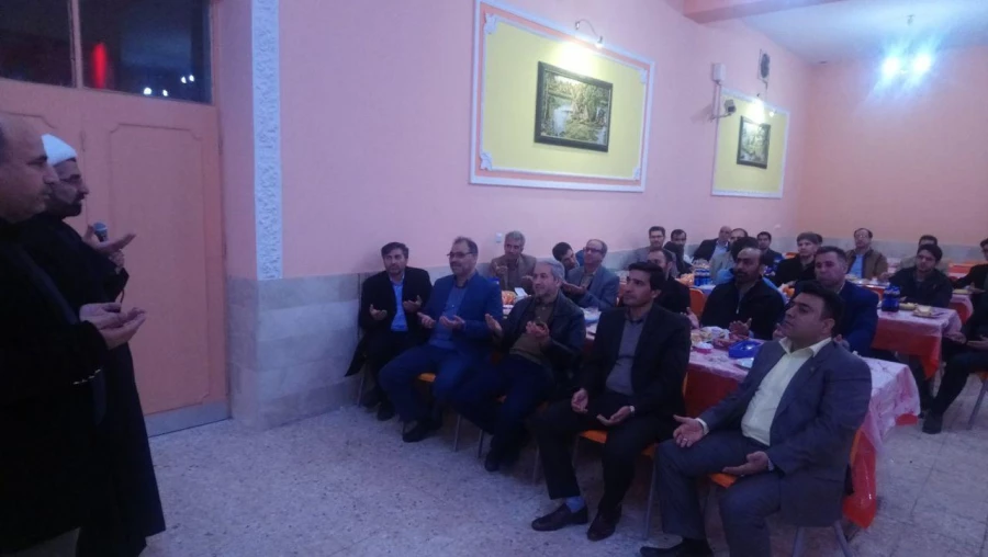 همزمان با شروع نیمسال دوم سال تحصیلی جدید انجام شد : 
جلسه هم اندیشی اساتید و نشست گروههای آموزشی 4