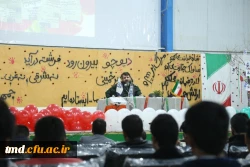 به همت بسیج دانشجویی واحد دانشور برگزار شد : 
همایش سیاسی چهل و یک سال مقاومت  به مناسبت طلیعه چهل و یکمین سالگرد پیروزی انقلاب اسلامی 7