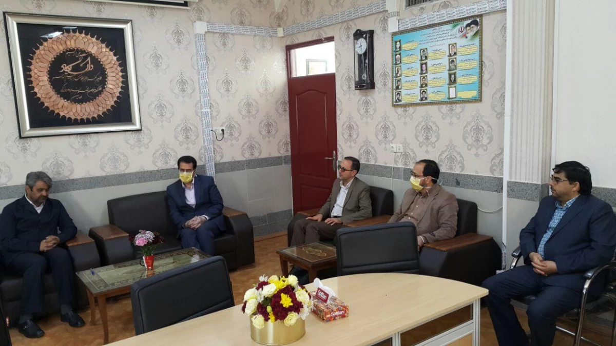 همزمان با هفته بزرگداشت مقام معلم انجام شد :  
دیدار با مدیر جدید آموزش و پرورش شهرستان نیشابور آقای دکتر رضا کلیدری 2