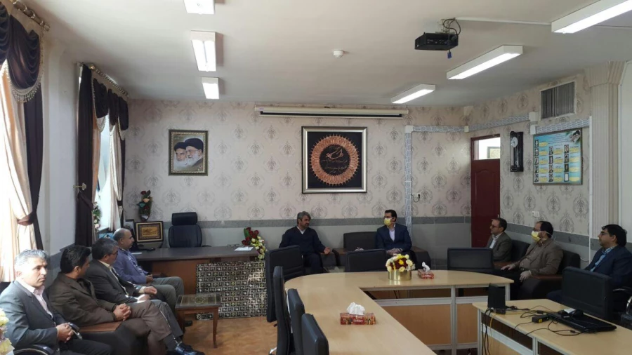 همزمان با هفته بزرگداشت مقام معلم انجام شد :  
دیدار با مدیر جدید آموزش و پرورش شهرستان نیشابور آقای دکتر رضا کلیدری 4