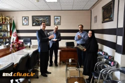 همزمان با روز روابط عمومی و ارتباطات برگزار شد : 
تجلیل از سرکار خانم اولادی مسئول روابط عمومی واحد دانشور نیشابور 2