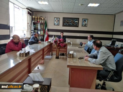 با حضور کارکنان و ریاست واحد دانشور برگزار شد : 
جلسه هماهنگی و تبادل نظر در خصوص چگونگی برگزاری کلاسهای آموزشی از 17 خرداد و برگزاری امتحانات 