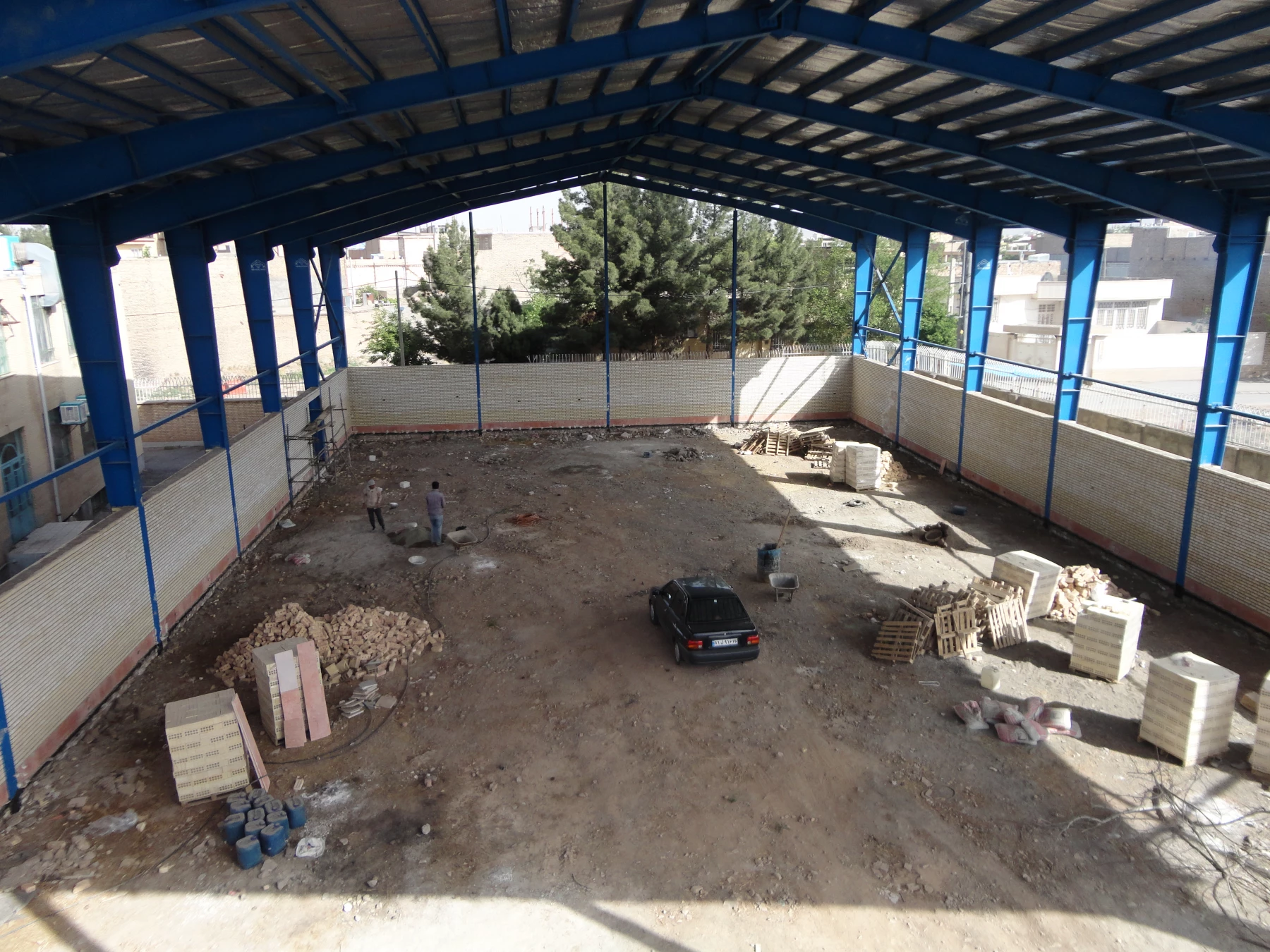 اتمام مرحله اول ساخت سالن ورزشی چند منظوره واحد دانشور  5