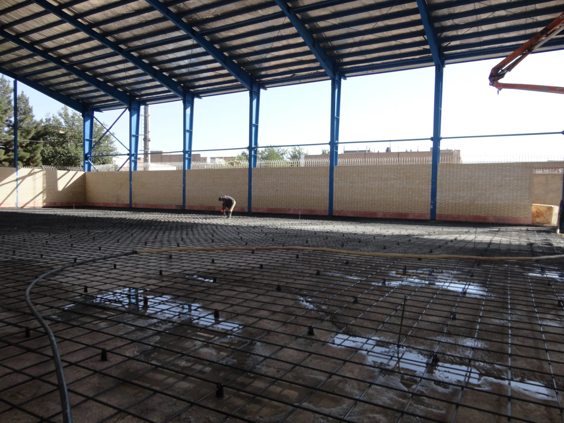 اتمام مرحله اول ساخت سالن ورزشی چند منظوره واحد دانشور  6