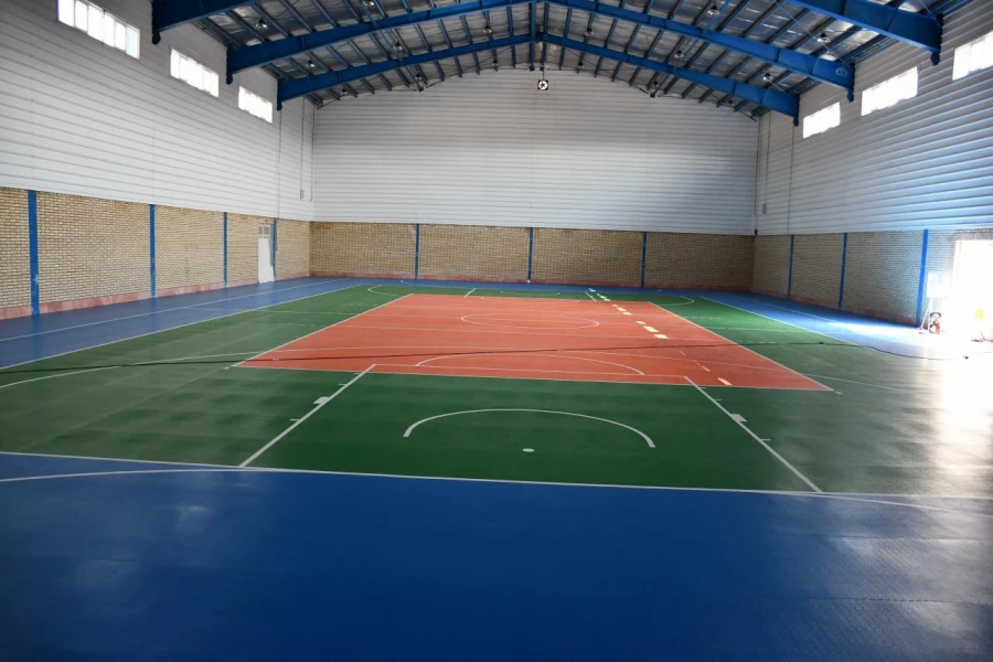 همزمان با هفته دولت و با حضور آقای مهندس رخشانی مهر معاون وزیر و رئیس سازمان نوسازی مدارس انجام شد : 
آئین افتتاح مرحله اول سالن ورزشی چند منظوره واحد دانشور نیشابور 2