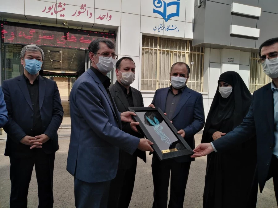 همزمان با هفته دولت و با حضور آقای مهندس رخشانی مهر معاون وزیر و رئیس سازمان نوسازی مدارس انجام شد : 
آئین افتتاح مرحله اول سالن ورزشی چند منظوره واحد دانشور نیشابور 3